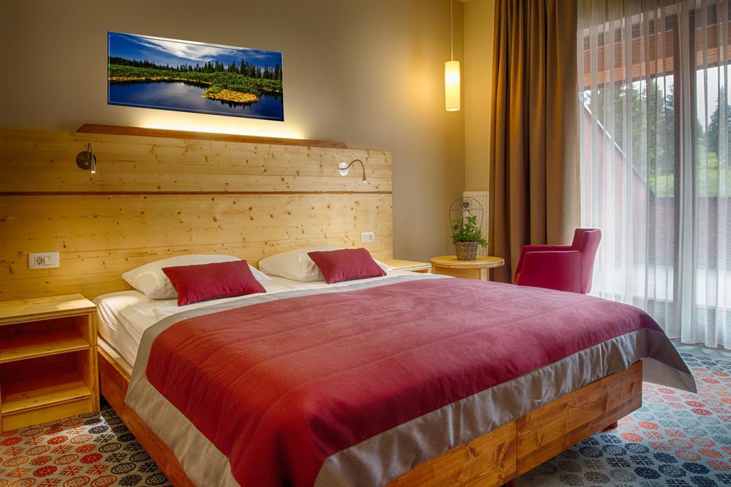 Hotel Natura Rogla Екстер'єр фото